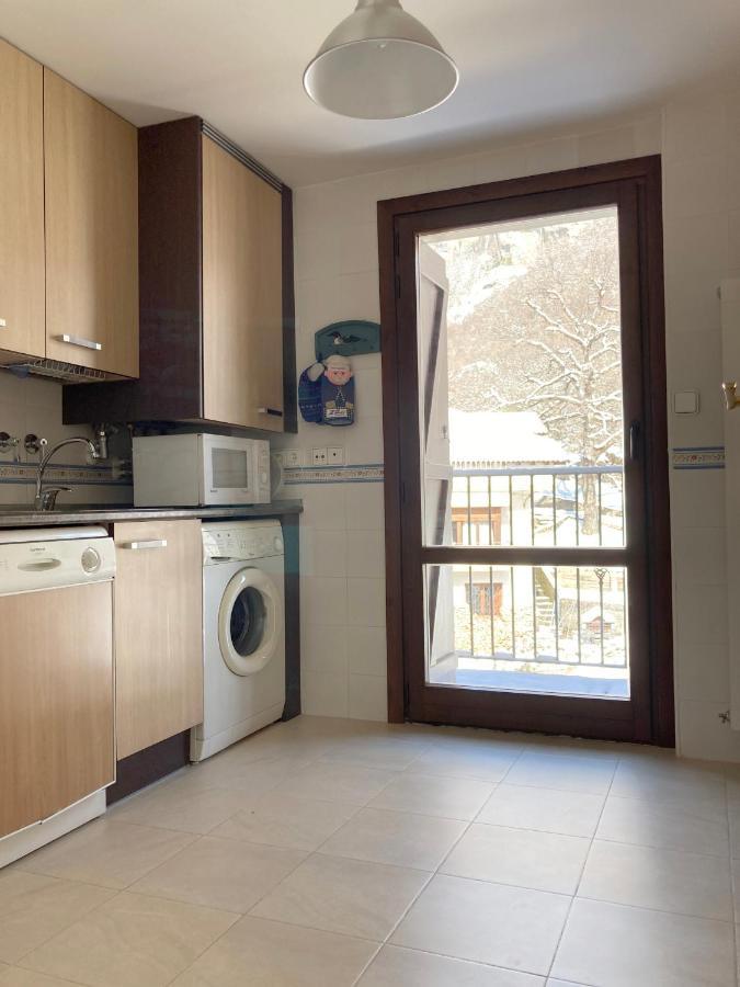 Apartamento Tarmanones Escarrilla Dış mekan fotoğraf