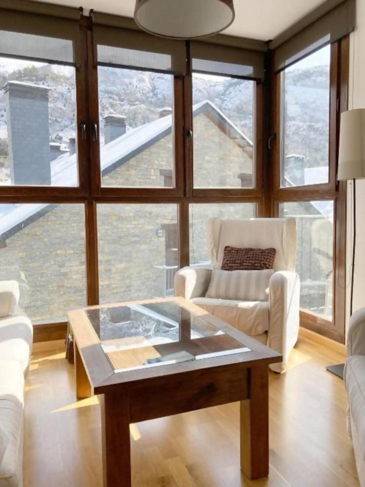 Apartamento Tarmanones Escarrilla Dış mekan fotoğraf